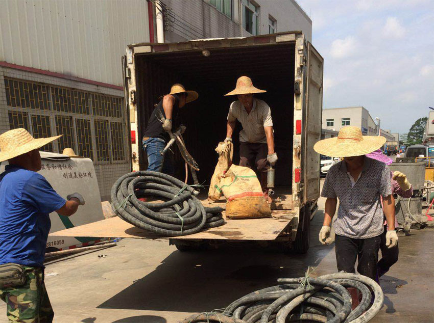 成安一部件厂房地基出现下沉注浆加固